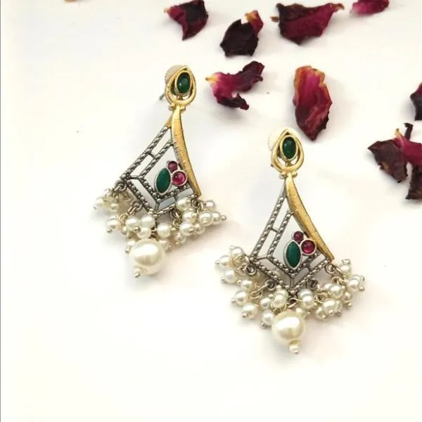 Trendy_Earrings