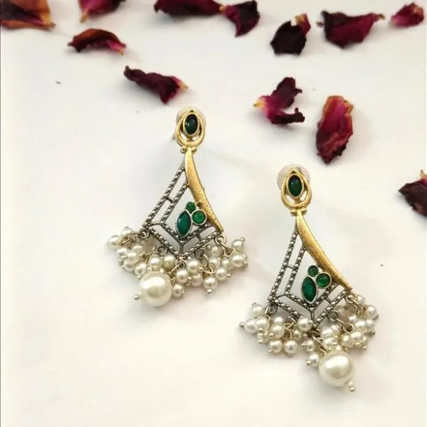 Trendy_Earrings