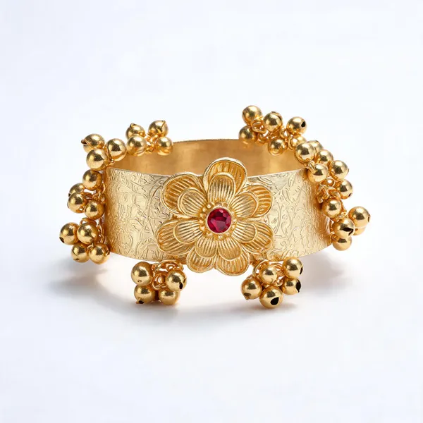 Golden_Brass_Bracelet_For_Women