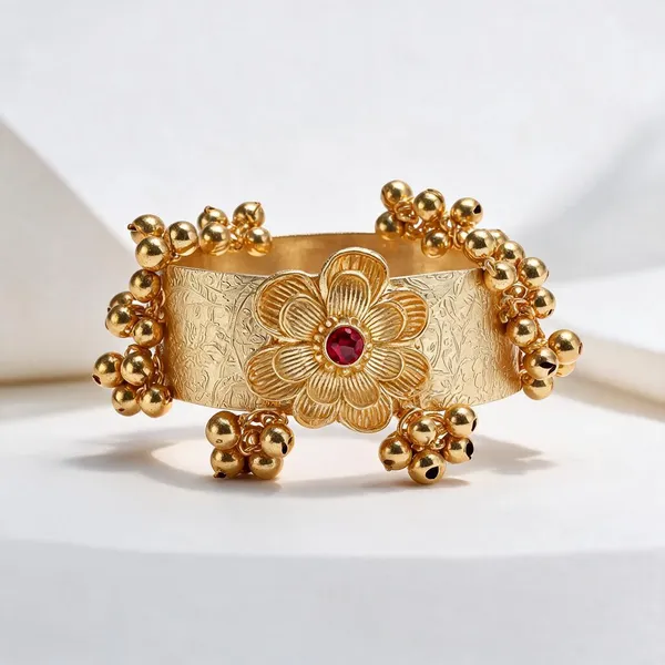Golden_Brass_Bracelet_For_Women