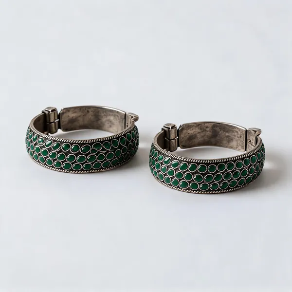 Silver_And_Green_Brass_Bangles_For_Women