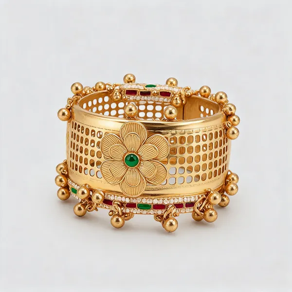 Golden_Brass_Bracelet_For_Women