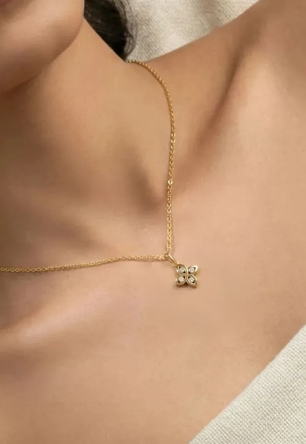 Gold-Tone_Floral_Pendant_Necklace_for_Women