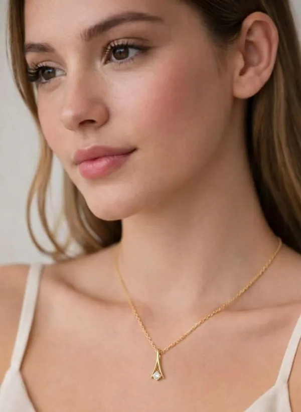 Gold_Tone_Pendant_Necklace_for_Women