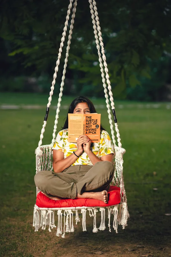 White_Premium_And_Handcrafted_Cotton_Hammock_Swing_For_Home