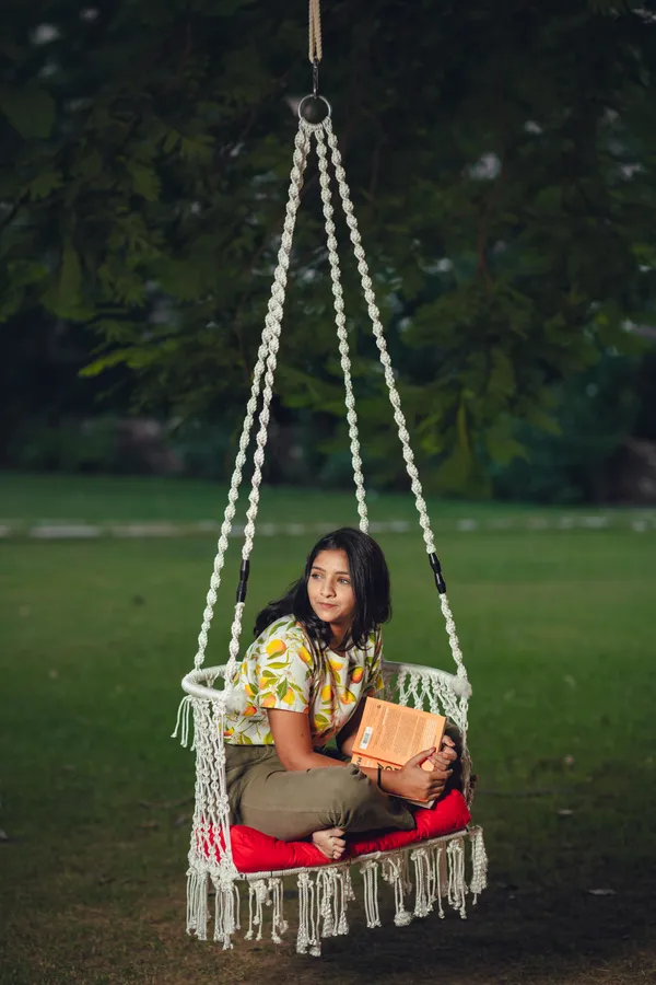 White_Premium_And_Handcrafted_Cotton_Hammock_Swing_For_Home