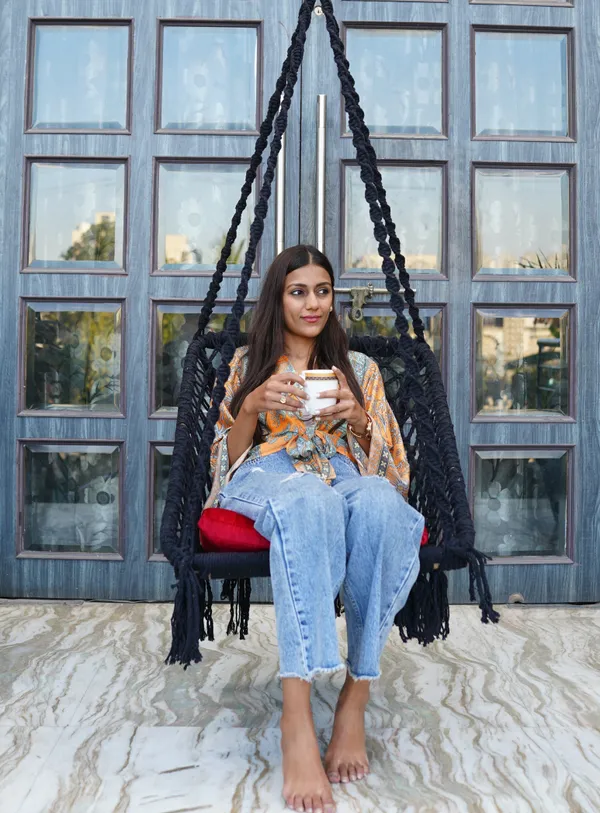 Black_And_Red_Premium_And_Handcrafted_Cotton_Hammock_Swing_For_Home