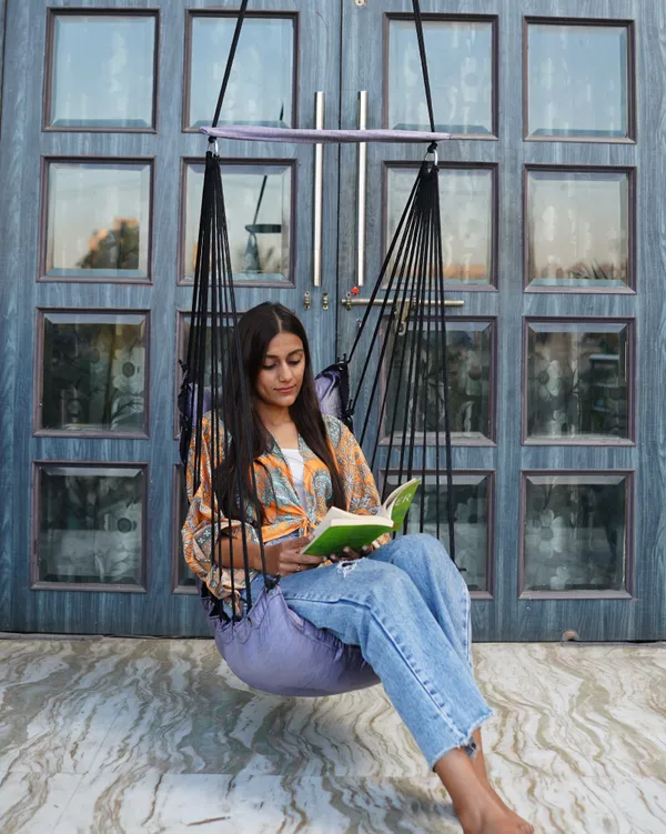 Silver_Premium_And_Handcrafted_Cotton_Hammock_Swing_For_Home