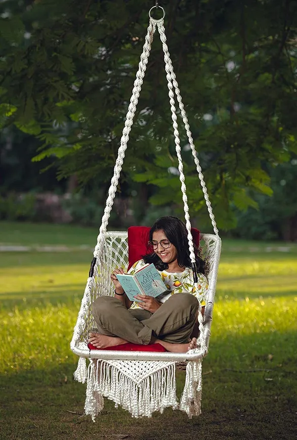 White_Premium_And_Handcrafted_Polyester_Hammock_Swing_For_Home