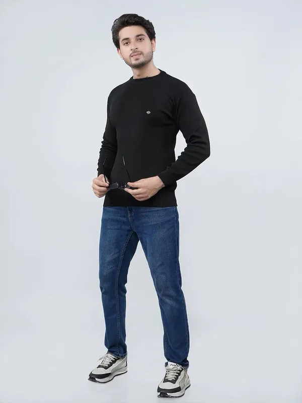 Men_S_Striped_Round_Neck_Sweater