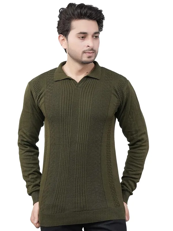 Knitted_Round_Neck_Pullover_Sweater_For_Men