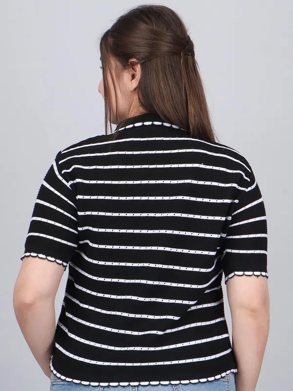 Cotton_Blend_Collar_Neck_Top_For_Women