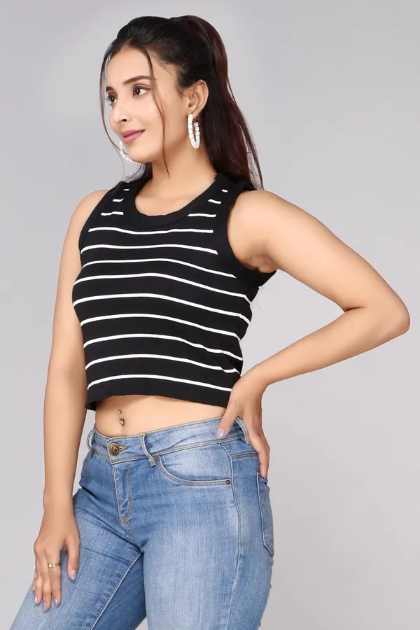 Ribbed_Crop_Top_For_Women