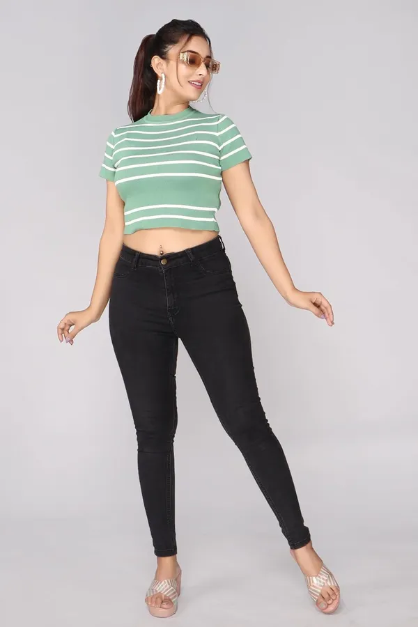 Ribbed_Crop_Top_For_Women