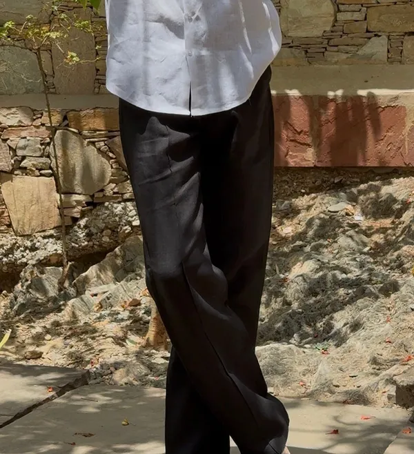 Black_Pure_Linen_Relaxed_Fit_Pants_For_Men