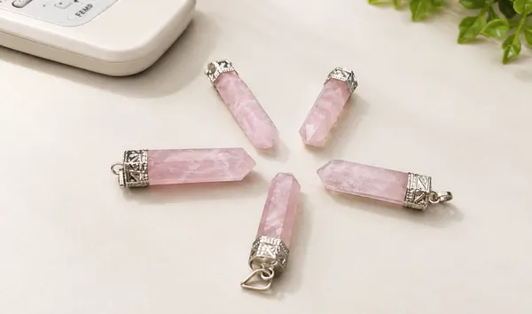 Rose_Quartz_Pencil_Pendant