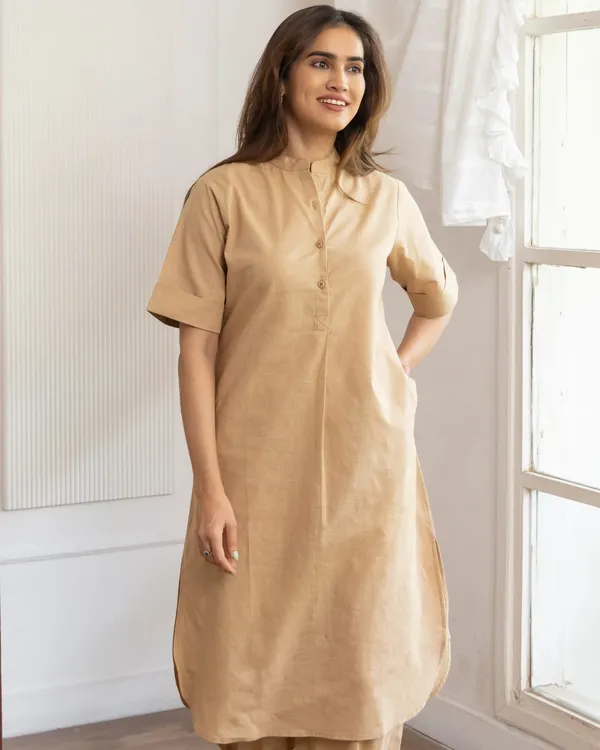 Beige_Straight_Fit_Kurta_Set_for_Women