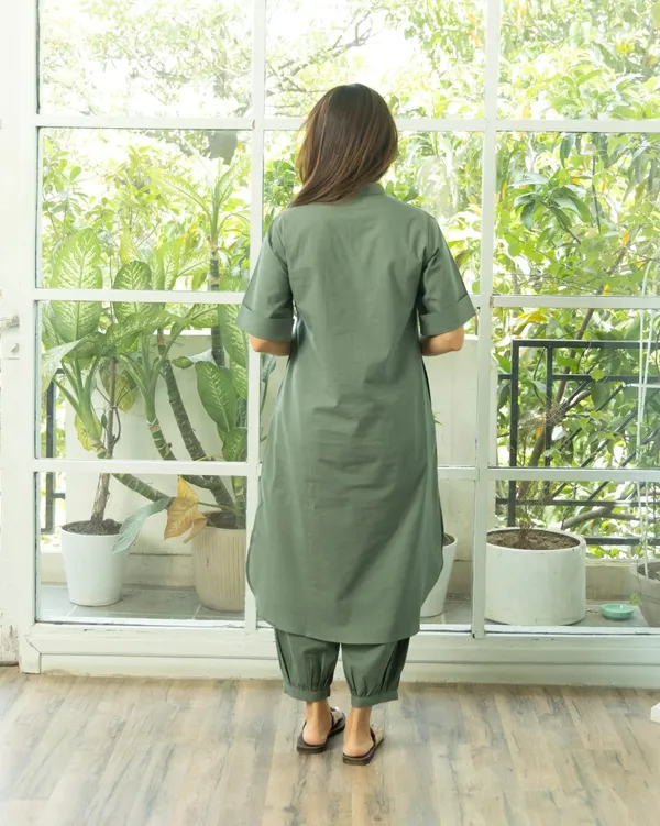 Green_Solid_Straight_Kurta_Set_for_Women