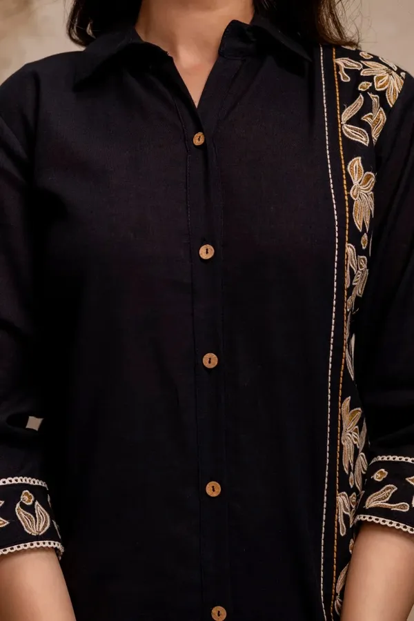Black_Embroidered_Kurta_Pant_Set_for_Women