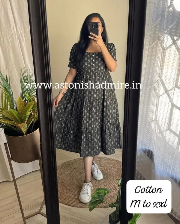 Black_Floral_Print_Flared_Dress_for_Women
