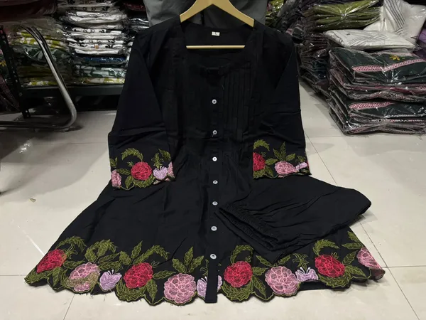 Black_Floral_Embroidered_Kurti_For_Women