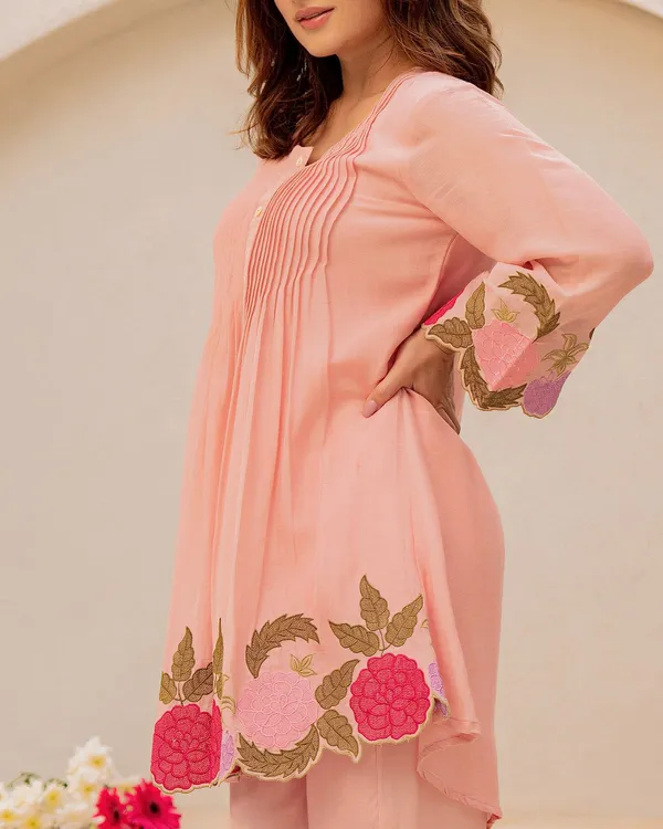 Pink_Floral_Embroidered_Kurta_Set_For_Women