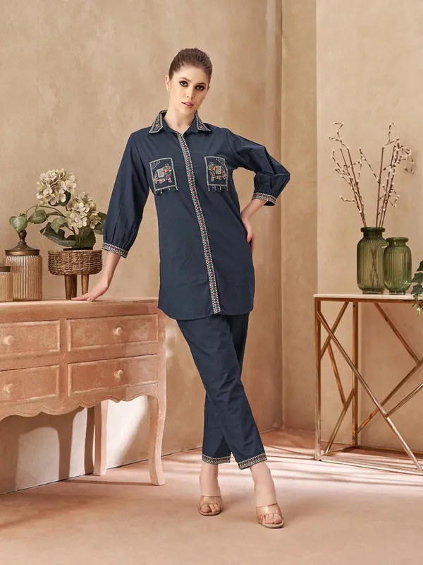 Navy_Embroidered_Straight_Kurta_Pant_Set_for_Women