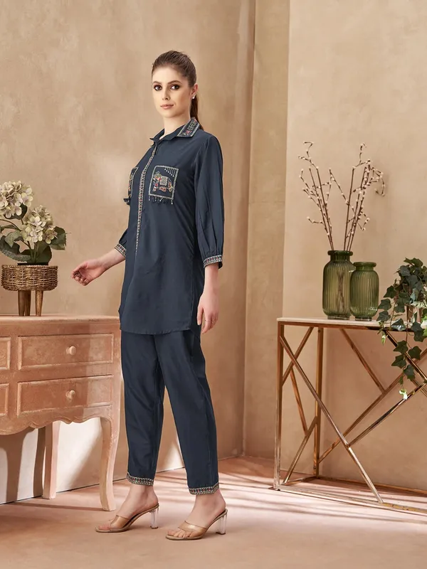 Navy_Embroidered_Straight_Kurta_Pant_Set_for_Women