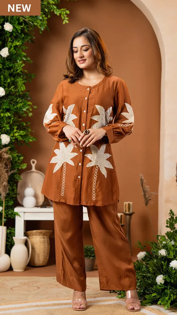 Brown_Floral_Embroidered_Kurta_Set_for_Women