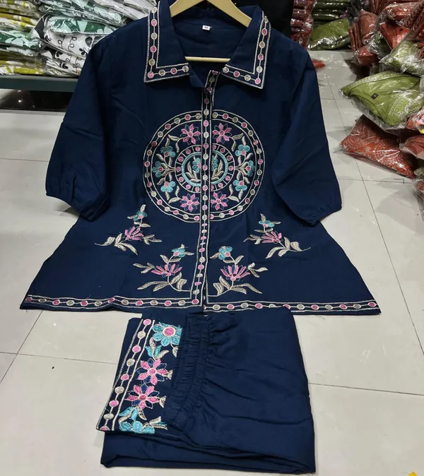 Navy_Embroidered_Kurta_Set_for_Women