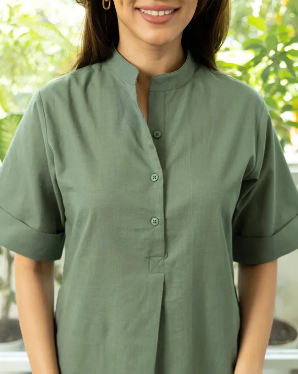 Green_Solid_Straight_Kurta_Set_for_Women