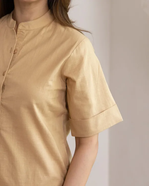 Beige_Straight_Fit_Kurta_Set_for_Women