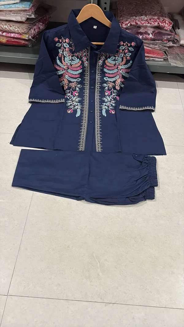 Navy_Embroidered_Straight_Kurta_For_Women