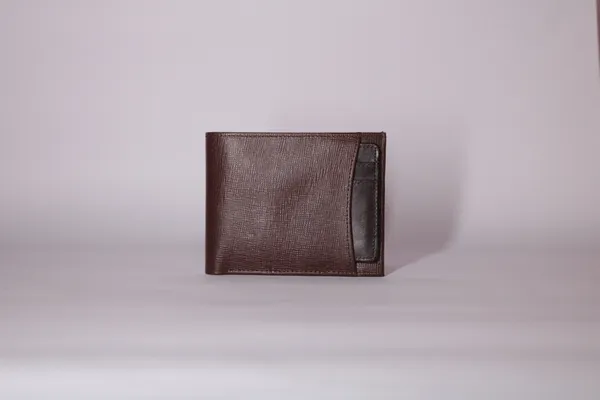 bifold_chocalte_brown_wallet_with_card_holder