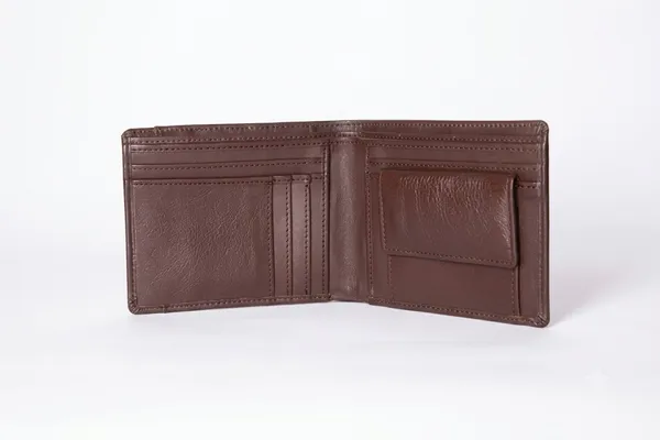 Brown_200_GSM_Bifold_Wallet_With_ID_Window_For_Men