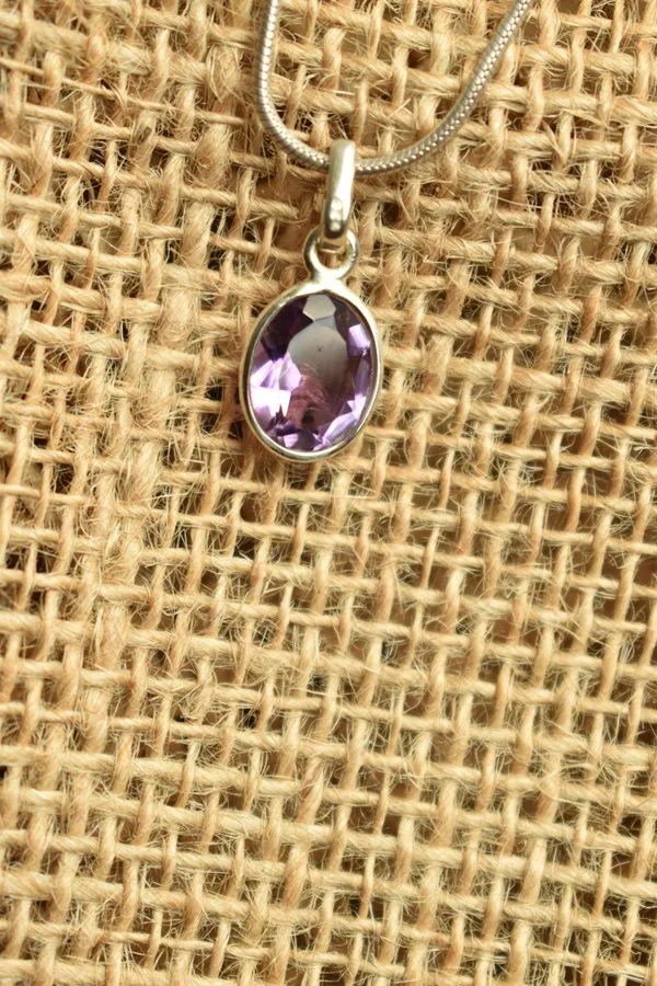Purple_Amethyst_925_Sterling_Silver_Oval_Pendant_For_Women