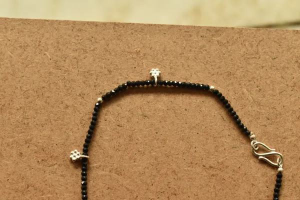 Black_Spinel_Sterling_Silver_Beaded_Charm_Anklet_For_Women