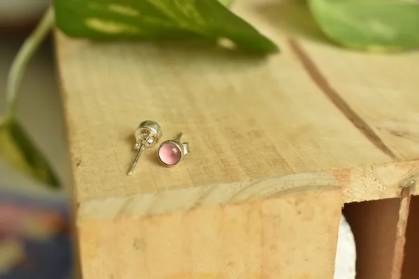 Pink_Rose_Quartz_925_Sterling_Silver_Round_Cabochon_Studs_For_Women