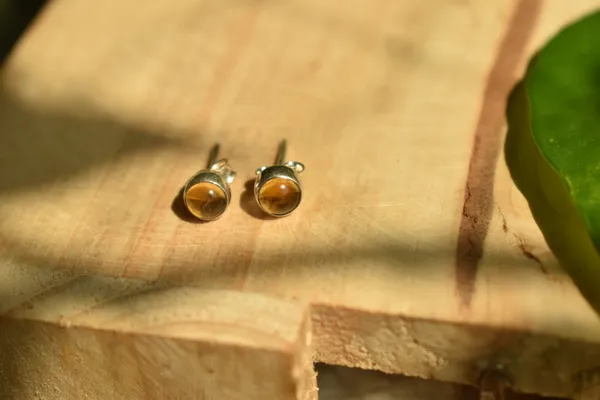 Yellow_Citrine_925_Sterling_Silver_Round_Cabochon_Studs_For_Women