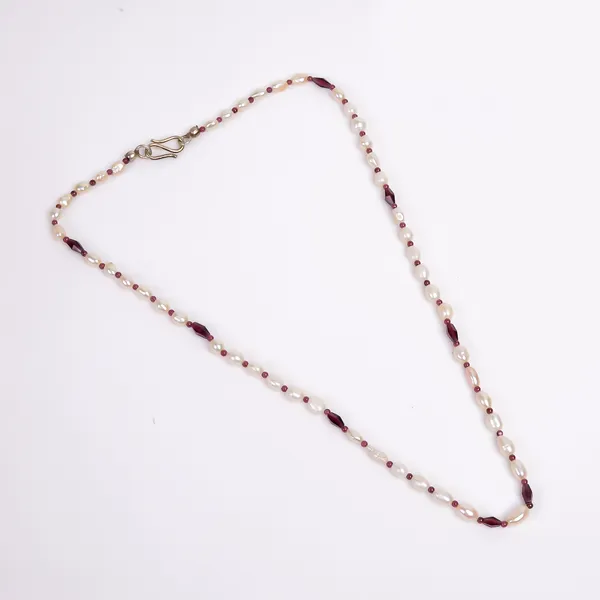 White_Red_Garnet_Freshwater_Pearl_Beaded_Thread_Necklace_For_Unisex