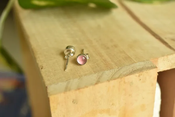 Pink_Rose_Quartz_925_Sterling_Silver_Round_Cabochon_Studs_For_Women