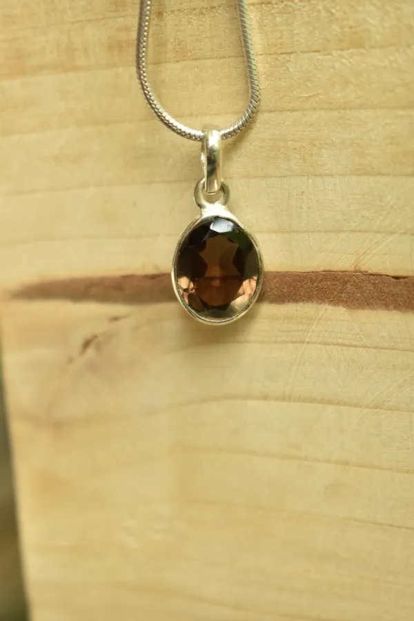 Black_925_Sterling_Silver_Oval_Smokey_Quartz_Pendant