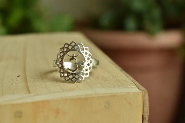 Silver_925_Sterling_Silver_Crown_Chakra_Ring_For_Unisex