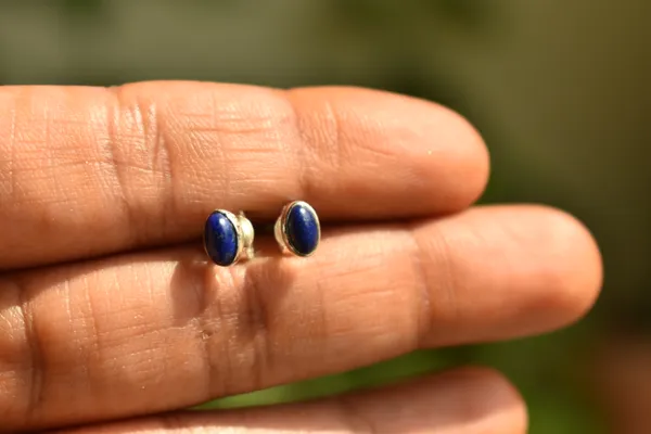 Blue_Oval_Stud_Earrings_for_Women