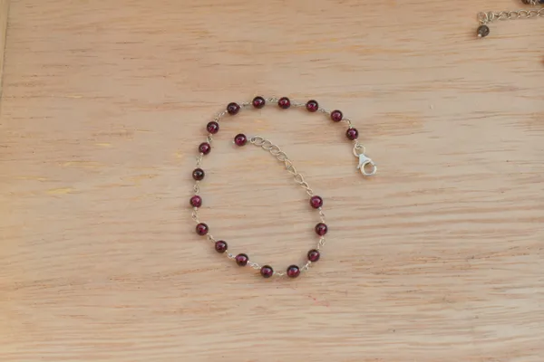 Red_Almandine_Garnet_Sterling_Silver_Beaded_Chain_Bracelet