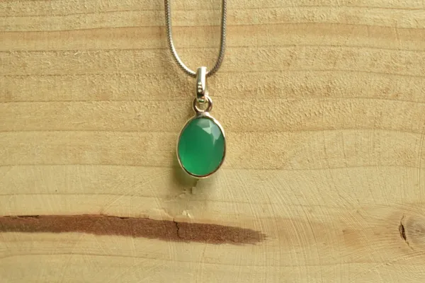 Green_Onyx_925_Sterling_Silver_Oval_Pendant_Unisex