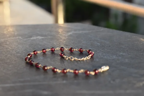 Red_Almandine_Garnet_Sterling_Silver_Beaded_Chain_Bracelet