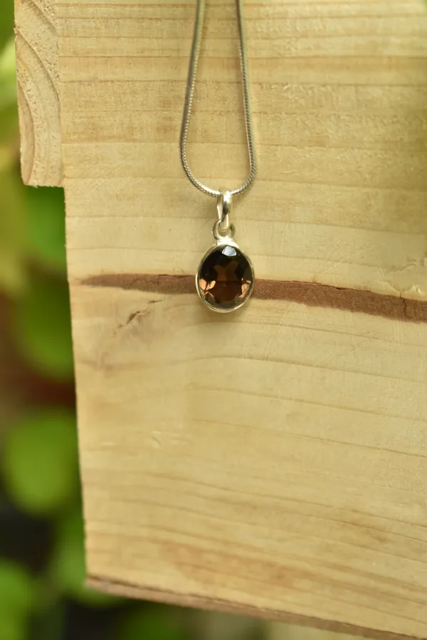 Black_925_Sterling_Silver_Oval_Smokey_Quartz_Pendant