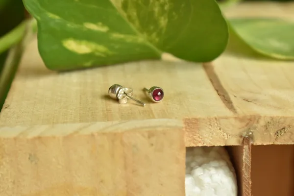 Red_Garnet_925_Sterling_Silver_Round_Cabochon_Studs_For_Women
