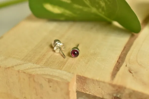 Red_Garnet_925_Sterling_Silver_Round_Cabochon_Studs_For_Women